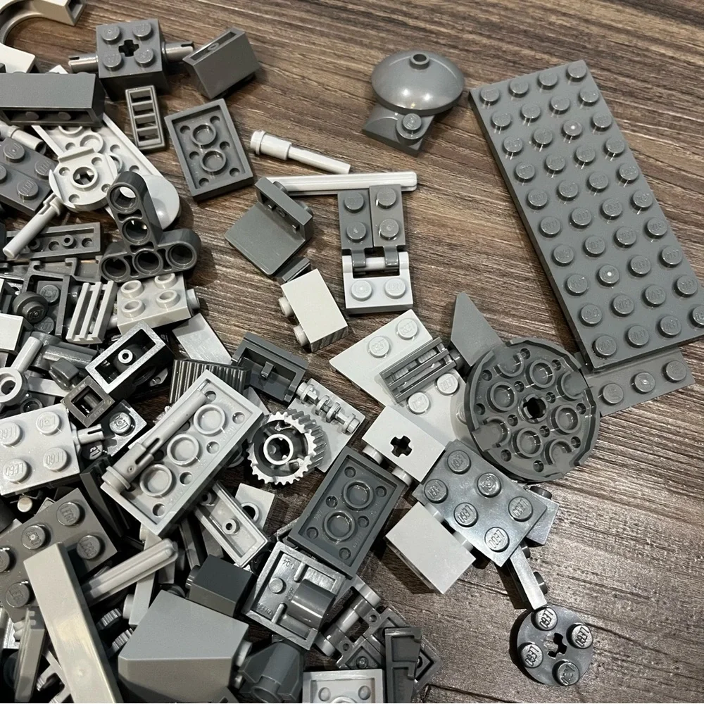 Lot Of Random Gray Lego Pieces From Various Sets 8.3 Ounces